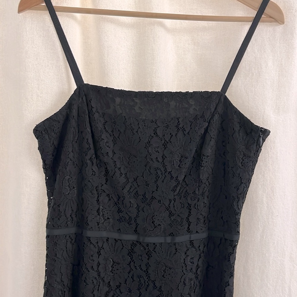 Ann Taylor size 8 P black semi formal lace dress - Picture 2 of 7